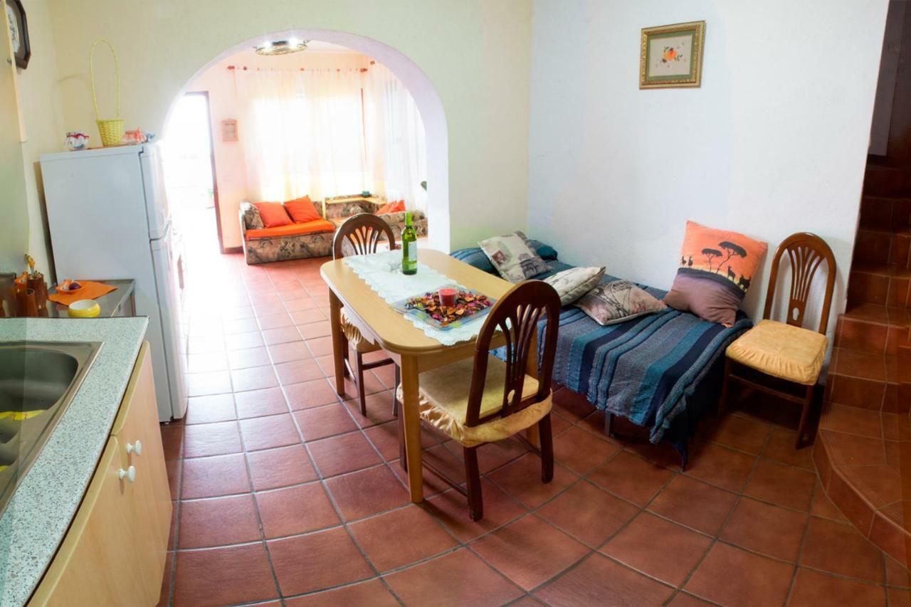 Bodega Goyo Apartment Puntallana Exterior photo